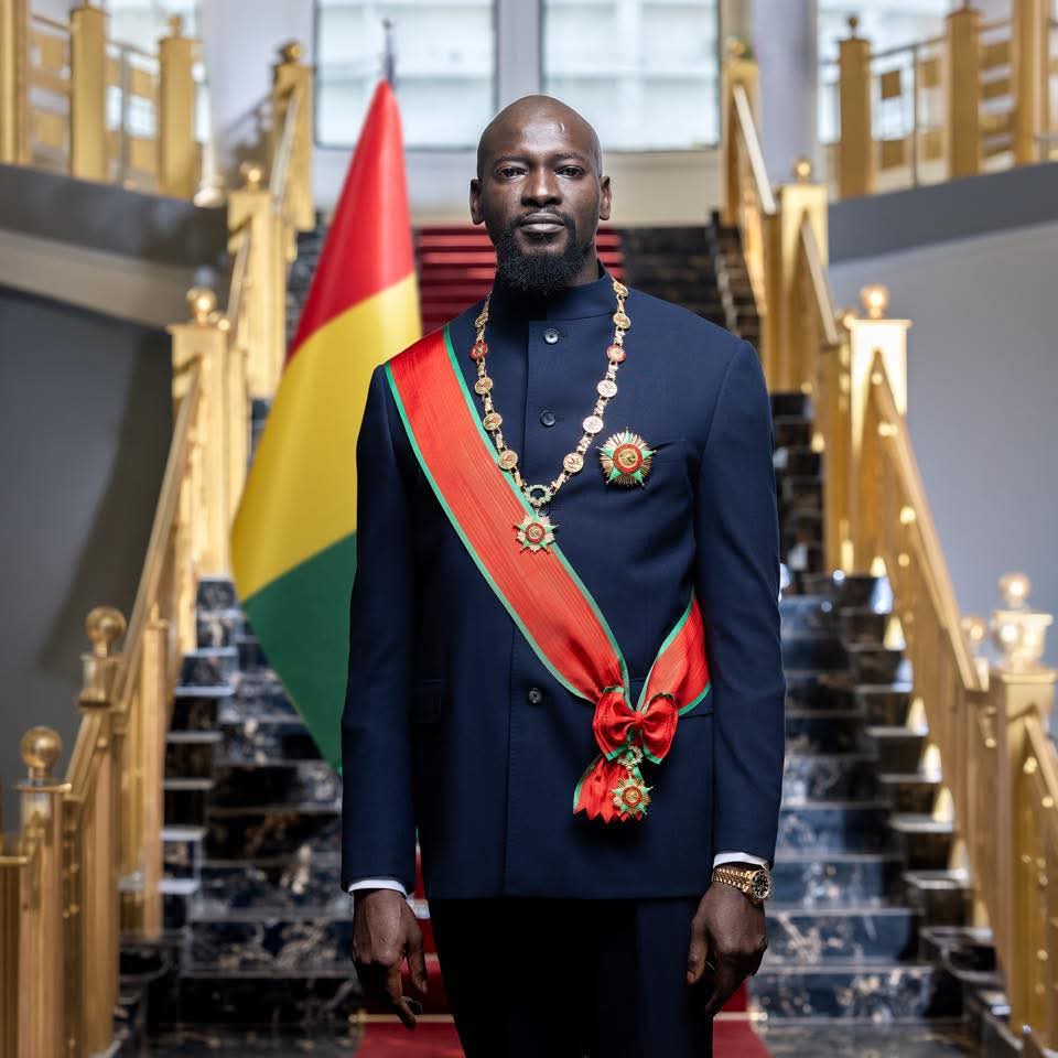 Son Excellence le Président Mamadi Doumbouya